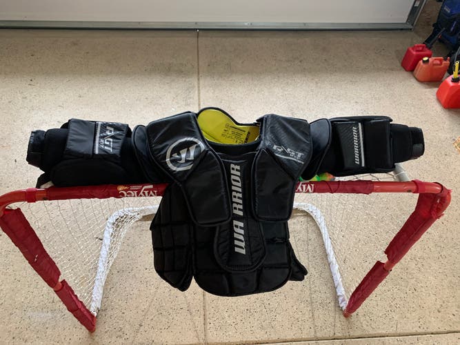 Used Medium Warrior  Ritual GT Goalie Chest Protector