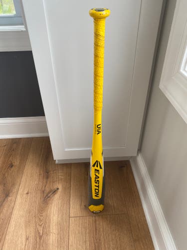 Used Easton Beast X Bat (-10) 18 oz 28"