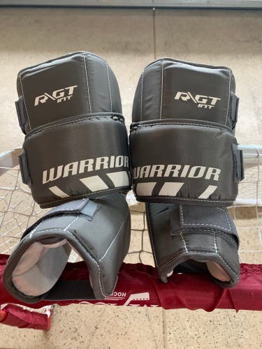 Warrior hockey goalie knee pads Intermediate
