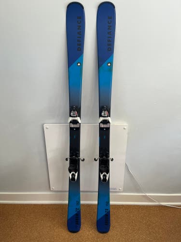 Used 2018 All Mountain With Bindings Skis