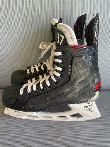 Used Bauer Wide Width Pro Stock Size 9.5 Vapor 2X Pro Hockey Skates