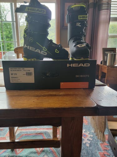 New HEAD All Mountain Vector EVO 130 Ski Boots 27.5