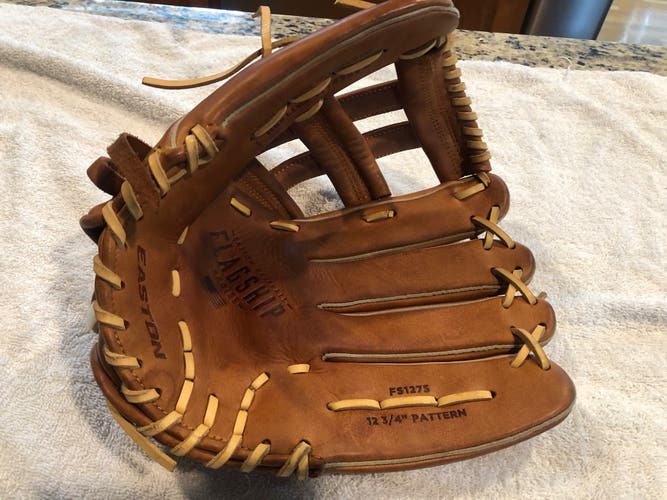 Easton Flagship FS1275 12.75" Flagship Baseball Glove Great shape