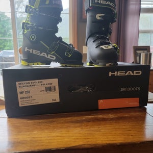 New HEAD All Mountain Vector EVO 130 Ski Boots 25.5