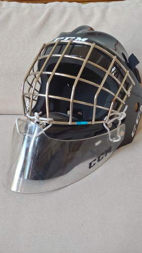 Senior CCM GFL 1.5 Goalie Mask with Lexan Dangler