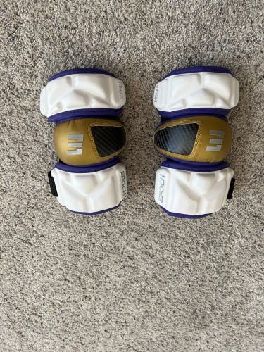 Used Large Epoch Integra Arm Pads