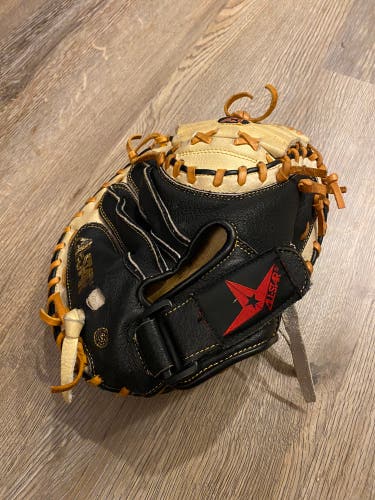 All-Star Youth Catcher Mitt 31.5" Cm1010BT Used