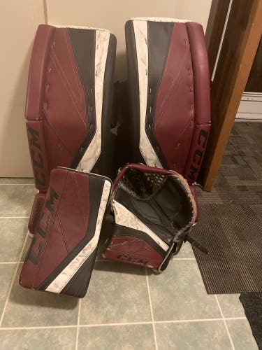 Used 33" CCM Premier II Pro Goalie Leg Pads