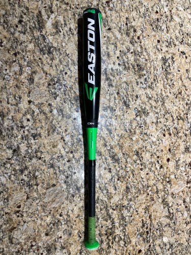 SUPER HOT & HARD TO FIND MAKO!!  Easton Mako 28/16 (-12)