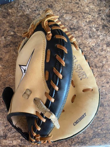 31.5" AllStar CM1200BT Youth Catcher's Mitt. VERY SLIGHTLY USED