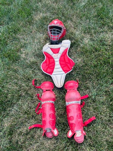 Easton Catcher's Set