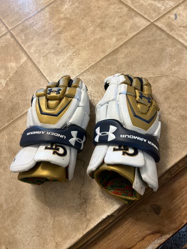 New Georgia Tech Player's Under Armour 13" Lacrosse Gloves