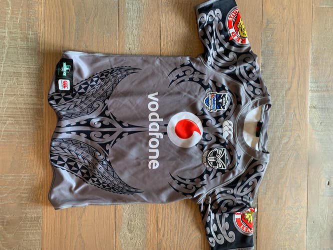 Warriors rugby  - Gray Used Medium/Large Jersey