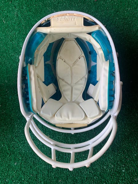 Adult Large - Schutt Air XP Football Helmet - White | SidelineSwap
