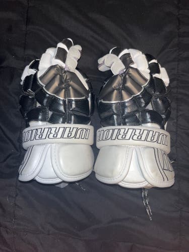 Warrior MD4 gloves
