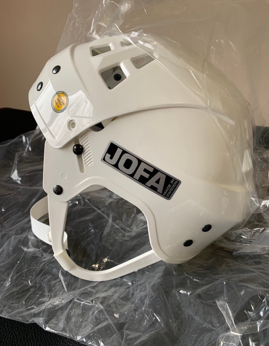 VINTAGE WAYNE GRETZKY WHITE JOFA HOCKEY HELMET VERY RARE BRAND NEW
