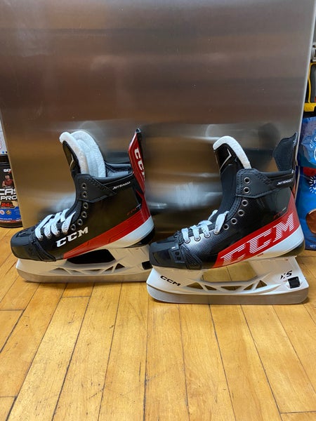 NEW CCM JetSpeed FT4 Pro Hockey Skates