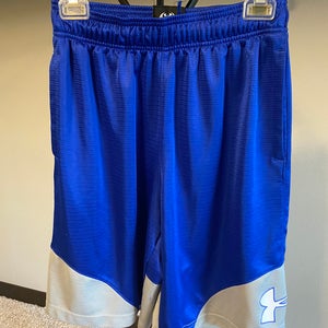 Under Armour Shorts Medium