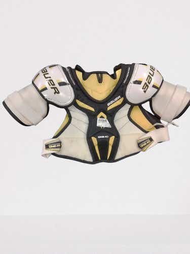Used Bauer One 40 Sm Hockey Shoulder Pads