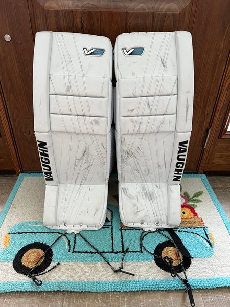 Vaughn V9 28+2 Intermediate Leg Pads