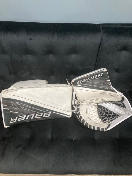Bauer S190 goalie gloves senior regular