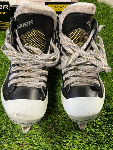 Used Bauer Extra Wide Width Size 2 Supreme One.7 Hockey Goalie Skates