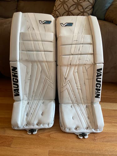 26+2" Vaughn Velocity V9 Goalie Leg Pads