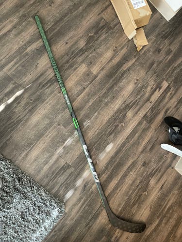 Senior 75 Flex RH P90TM RibCor Trigger 5 Hockey Stick