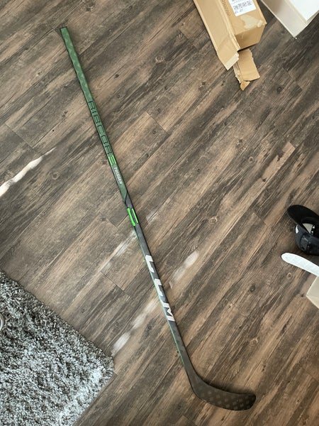 Senior 75 Flex RH P90TM RibCor Trigger 5 Hockey Stick