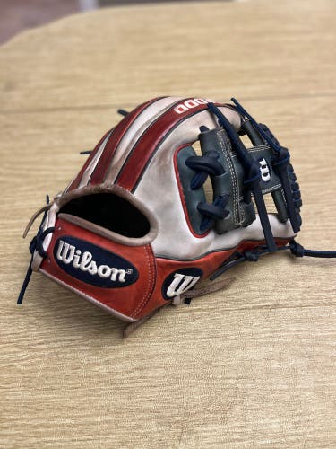 Limited Edition Wilson 1786 11.5" A2000 Baseball Glove