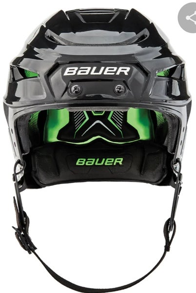 Used senior small/Medium Bauer Hyperlite Helmet