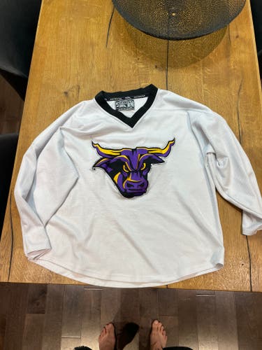 Minnesota State Maverick White Used Large Jersey