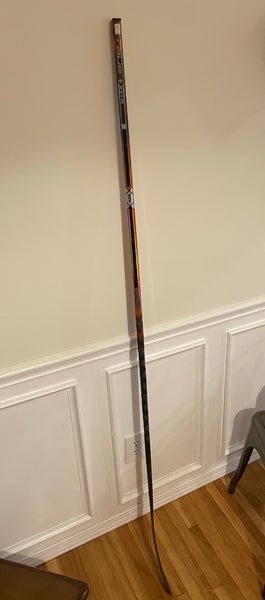 Senior New Right Handed True Hzrdus PX Hockey Stick MC