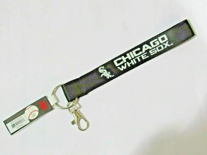 MLB Chicago White Sox Wristlet Key Chains Hook and Ring 9" Long by Aminco