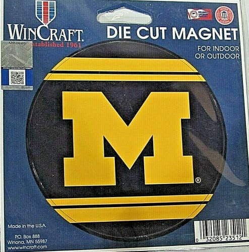 NCAA Michigan Wolverines 4 inch Diameter Stripe Auto Magnet by WinCraft