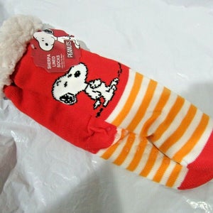 Peanuts Snoopy Charlie Brown Red Sherpa Lined Unisex NonSlip 1Size Slipper Socks
