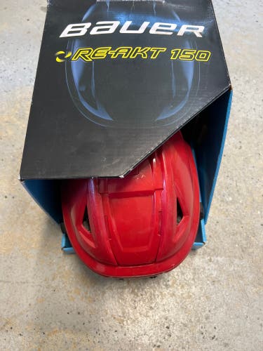 Used Small Bauer Re-Akt 150 Helmet