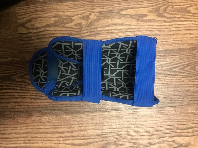 Used Senior Nike Shin Guards