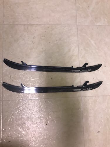 Bauer TUUK LS5 Carbon Steel Blades