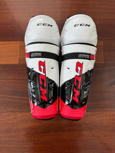 New CCM JetSpeed FT4 Shin Pads