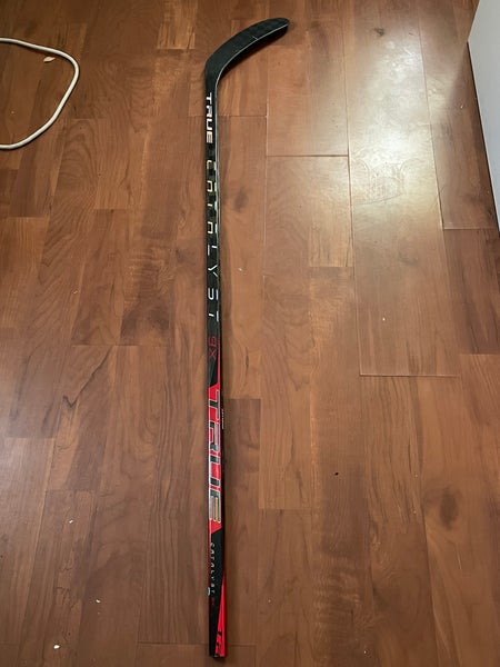 Senior Left Hand Pro Stock Catalyst 9X Hockey Stick