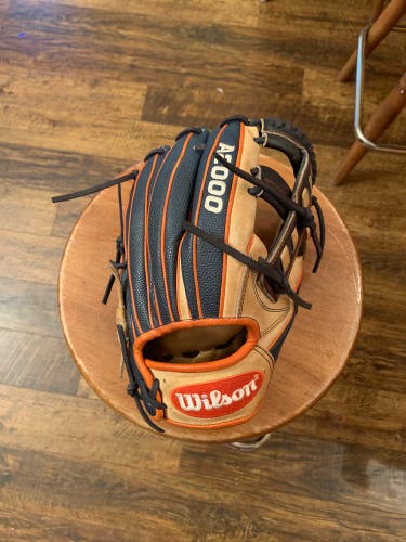 Wilson A2000 JA27 Altuve 11.5” Glove Relaced