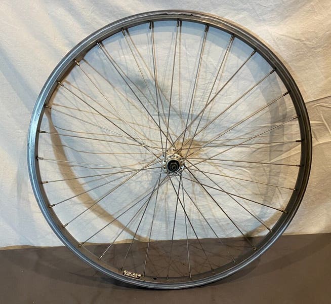 Vintage Araya CV-7 26 x 1.50 32-Spoke Mountain Bike Front Wheel