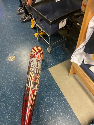 2022 Alloy (-3) 30 oz 33" Voodoo One Bat