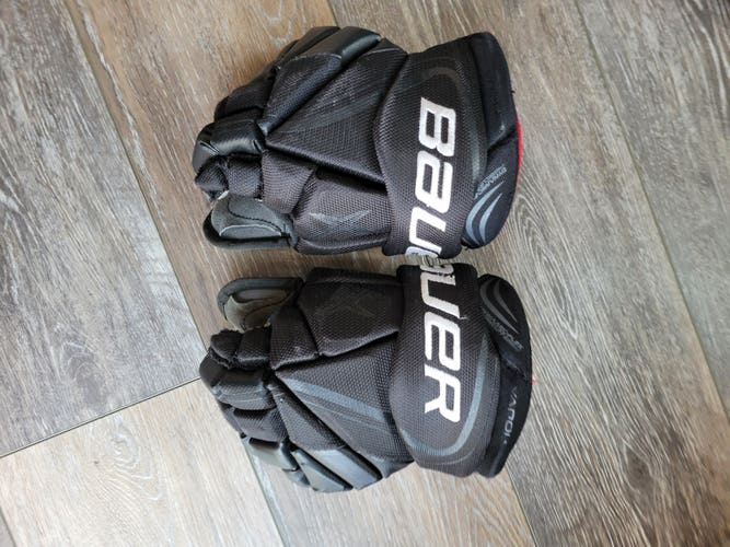 Used Bauer Vapor X800 Lite Gloves 10"