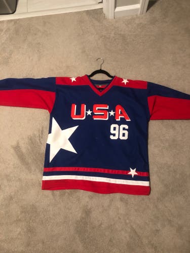 Used Conway Mighty Ducks Jersey XL
