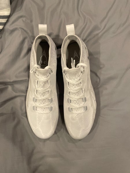 White Unisex Molded Cleats Low Top Command Mc