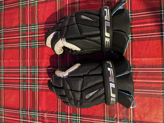 Used Player's True 13" Frequency 2.0 Lacrosse Gloves