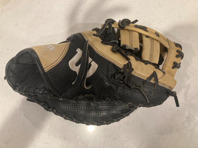 Jose Abreu Wilson First Base A2K Baseball Glove 12.5"