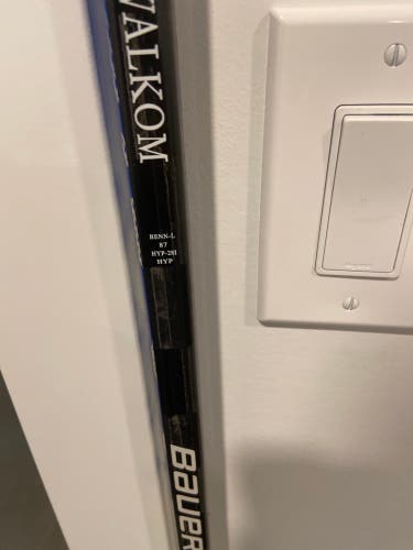 Senior Left Hand Toe Pattern Pro Stock Vapor Hyperlite Hockey Stick